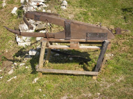 KUŠA NA NÁDVORÍ SPIŠSKÉHO HRADU  